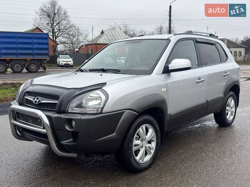 Позашляховик / Кросовер Hyundai Tucson 2011 в Охтирці