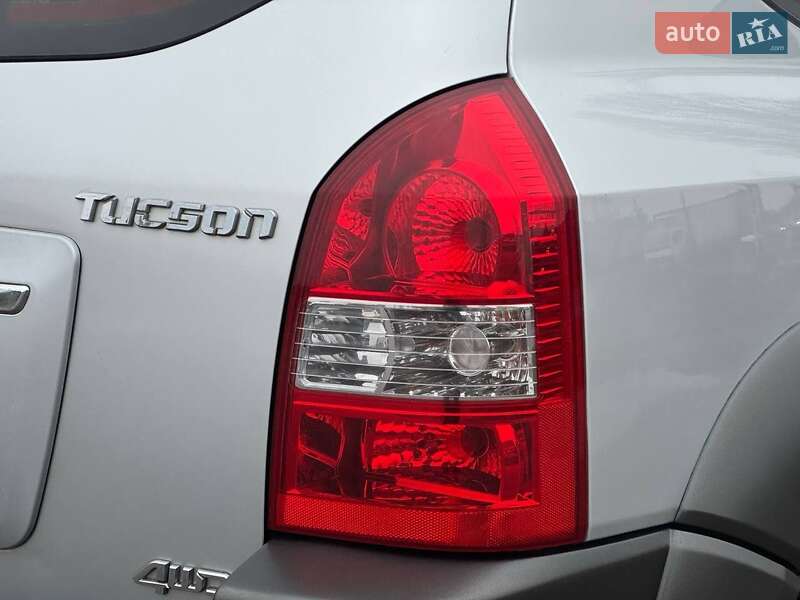 Позашляховик / Кросовер Hyundai Tucson 2011 в Охтирці