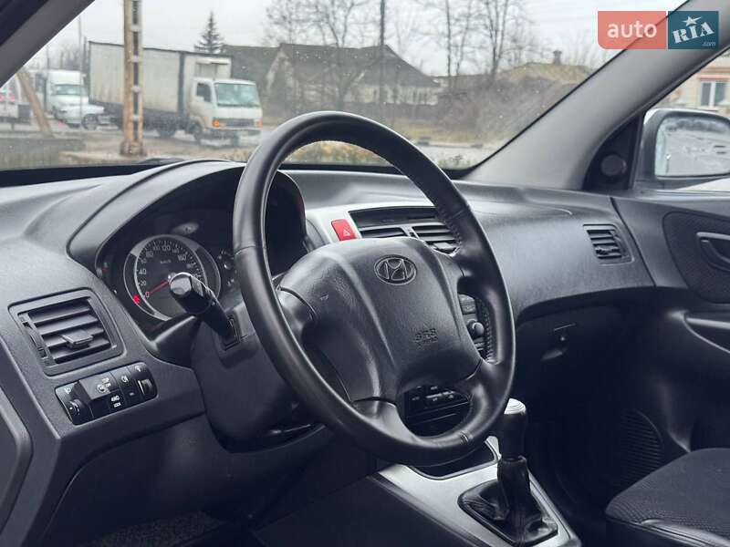 Позашляховик / Кросовер Hyundai Tucson 2011 в Охтирці