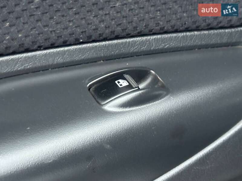 Позашляховик / Кросовер Hyundai Tucson 2011 в Охтирці