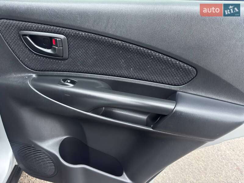 Позашляховик / Кросовер Hyundai Tucson 2011 в Охтирці