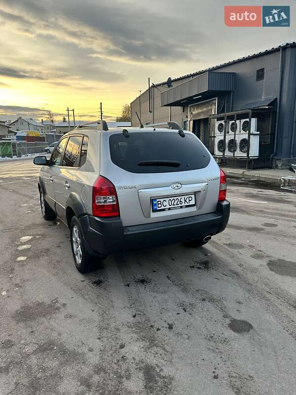 Позашляховик / Кросовер Hyundai Tucson 2005 в Львові