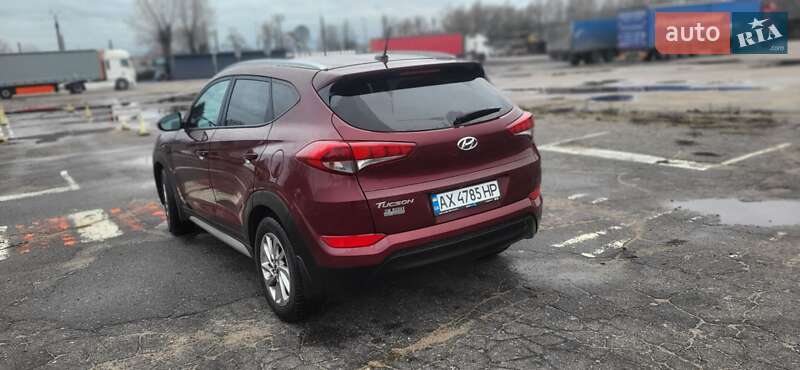 Позашляховик / Кросовер Hyundai Tucson 2017 в Сумах
