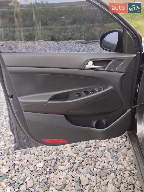 Позашляховик / Кросовер Hyundai Tucson 2019 в Рівному фото 22 Позашляховик / Кросовер Hyundai Tucson 2019 в Рівному