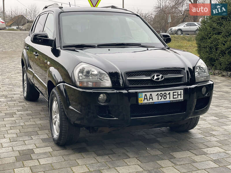 Внедорожник / Кроссовер Hyundai Tucson 2007 в Староконстантинове