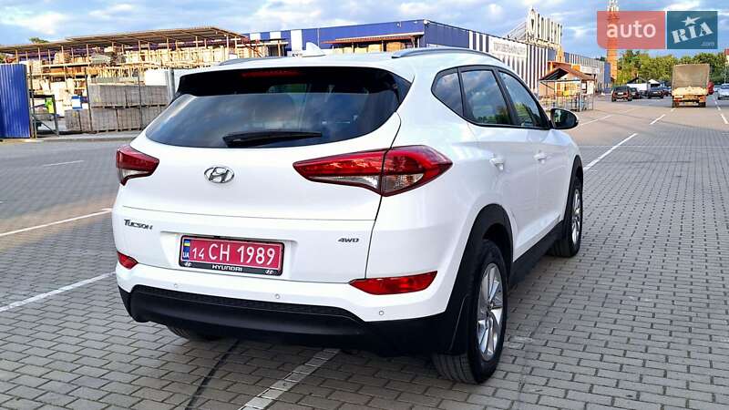 Позашляховик / Кросовер Hyundai Tucson 2016 в Коломиї