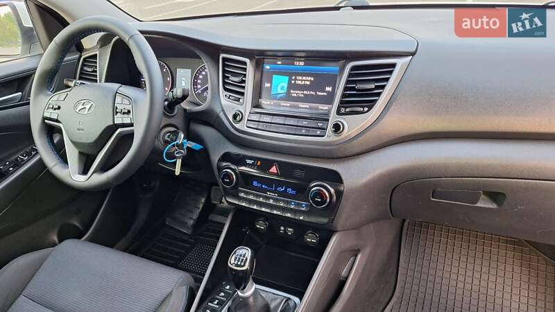 Позашляховик / Кросовер Hyundai Tucson 2016 в Коломиї