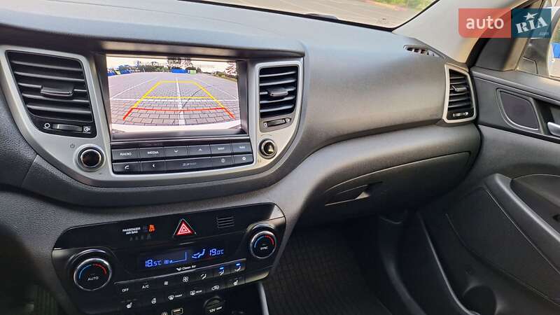 Позашляховик / Кросовер Hyundai Tucson 2016 в Коломиї