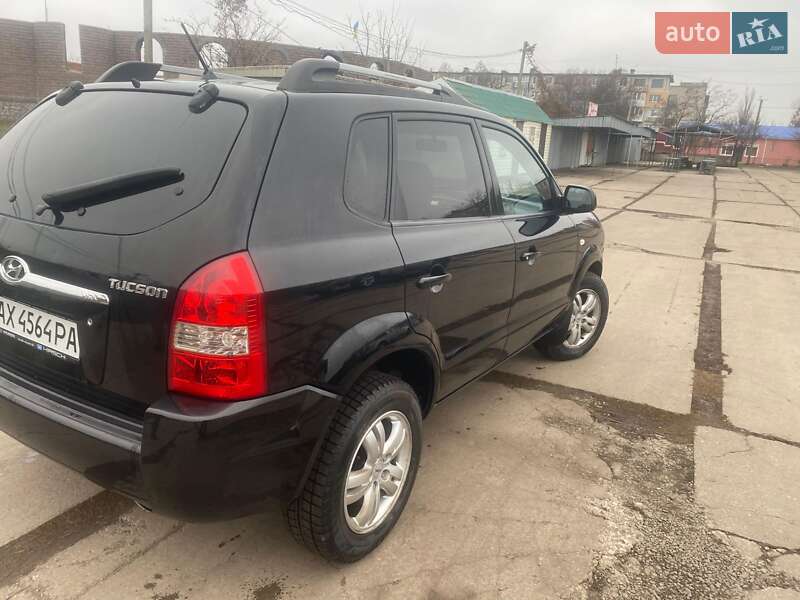 Внедорожник / Кроссовер Hyundai Tucson 2005 в Перещепине