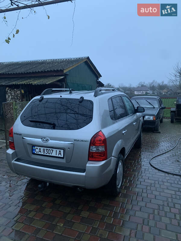 Позашляховик / Кросовер Hyundai Tucson 2005 в Черкасах