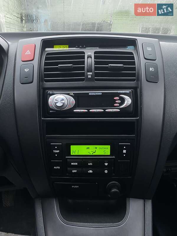 Позашляховик / Кросовер Hyundai Tucson 2006 в Рівному фото 17 Позашляховик / Кросовер Hyundai Tucson 2006 в Рівному