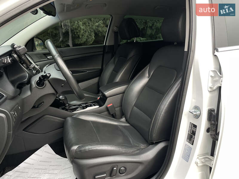 Позашляховик / Кросовер Hyundai Tucson 2017 в Одесі