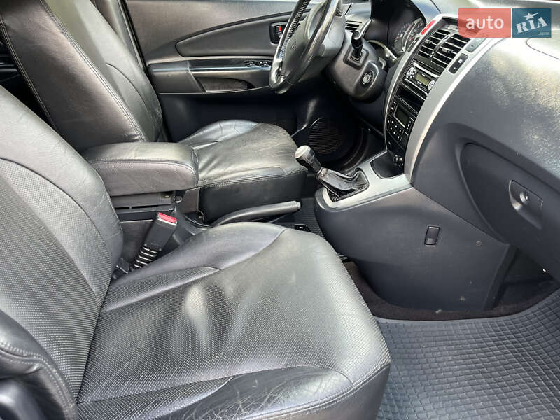 Внедорожник / Кроссовер Hyundai Tucson 2007 в Змиеве