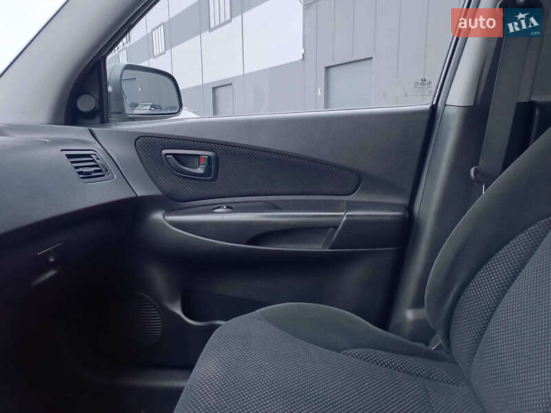 Внедорожник / Кроссовер Hyundai Tucson 2008 в Львове