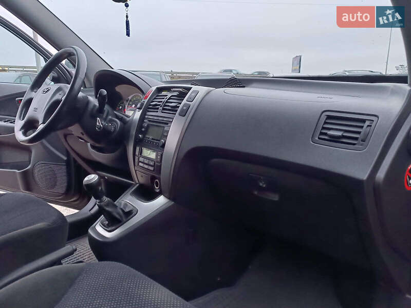 Внедорожник / Кроссовер Hyundai Tucson 2008 в Львове