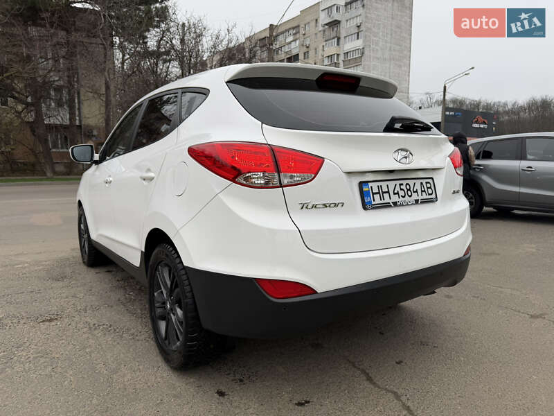 Позашляховик / Кросовер Hyundai Tucson 2014 в Одесі фото 8 Позашляховик / Кросовер Hyundai Tucson 2014 в Одесі