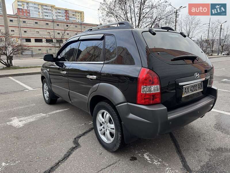 Позашляховик / Кросовер Hyundai Tucson 2009 в Харкові фото 15 Позашляховик / Кросовер Hyundai Tucson 2009 в Харкові