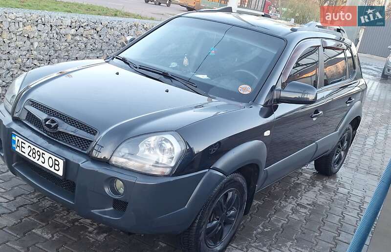 Внедорожник / Кроссовер Hyundai Tucson 2009 в Житомире фото 3 Внедорожник / Кроссовер Hyundai Tucson 2009 в Житомире