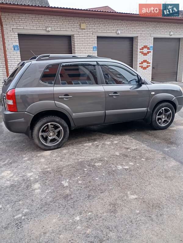 Внедорожник / Кроссовер Hyundai Tucson 2009 в Тернополе