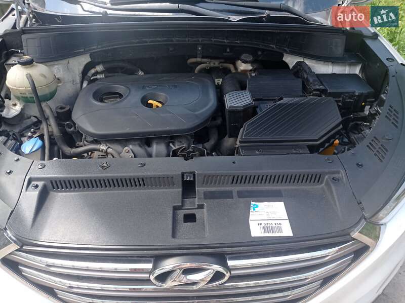 Позашляховик / Кросовер Hyundai Tucson 2016 в Кам'янському