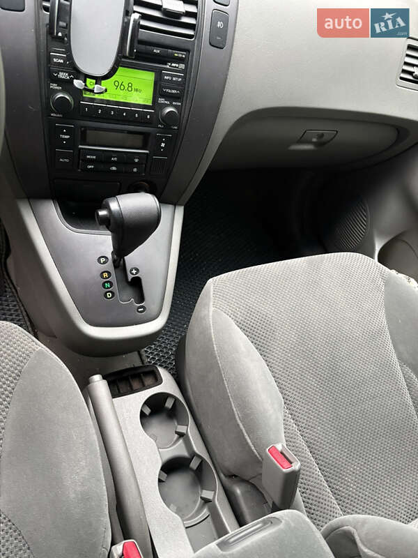 Позашляховик / Кросовер Hyundai Tucson 2008 в Києві