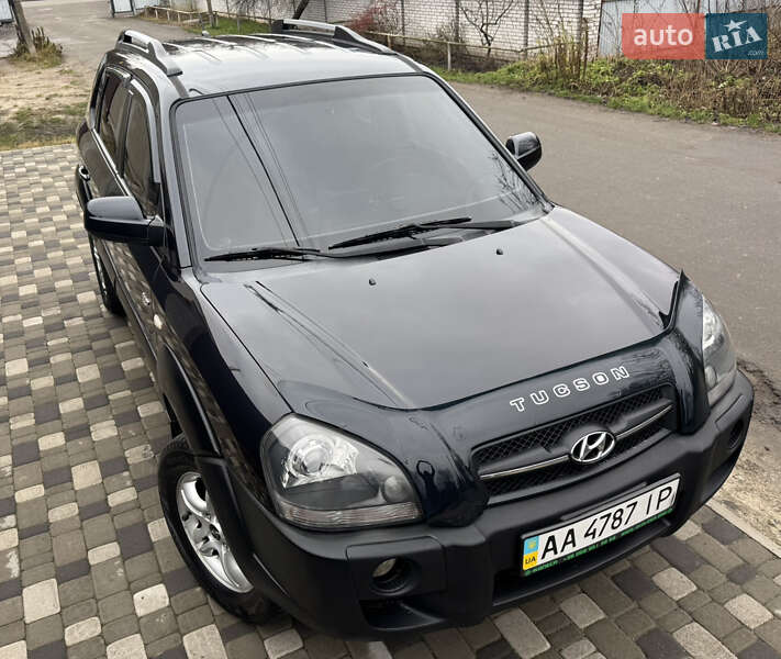 Позашляховик / Кросовер Hyundai Tucson 2008 в Києві фото 5 Позашляховик / Кросовер Hyundai Tucson 2008 в Києві