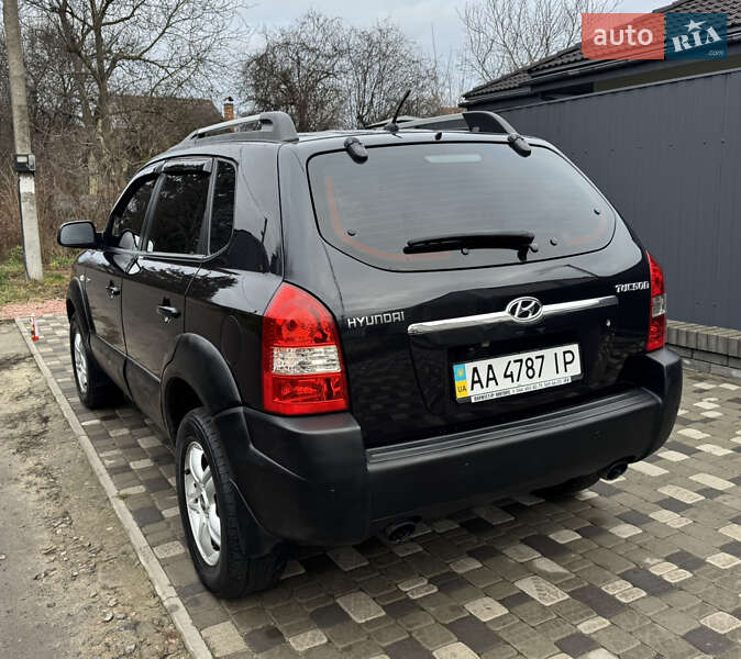 Позашляховик / Кросовер Hyundai Tucson 2008 в Києві фото 19 Позашляховик / Кросовер Hyundai Tucson 2008 в Києві