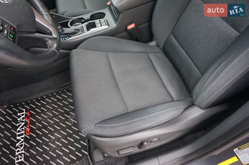 Позашляховик / Кросовер Hyundai Tucson 2015 в Одесі