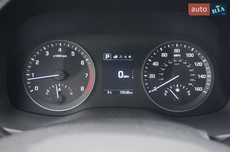 Позашляховик / Кросовер Hyundai Tucson 2015 в Одесі