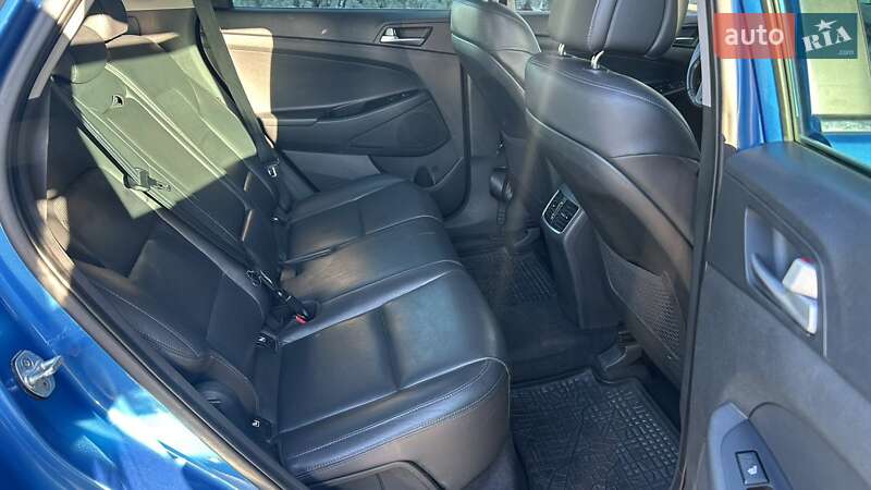 Позашляховик / Кросовер Hyundai Tucson 2017 в Києві