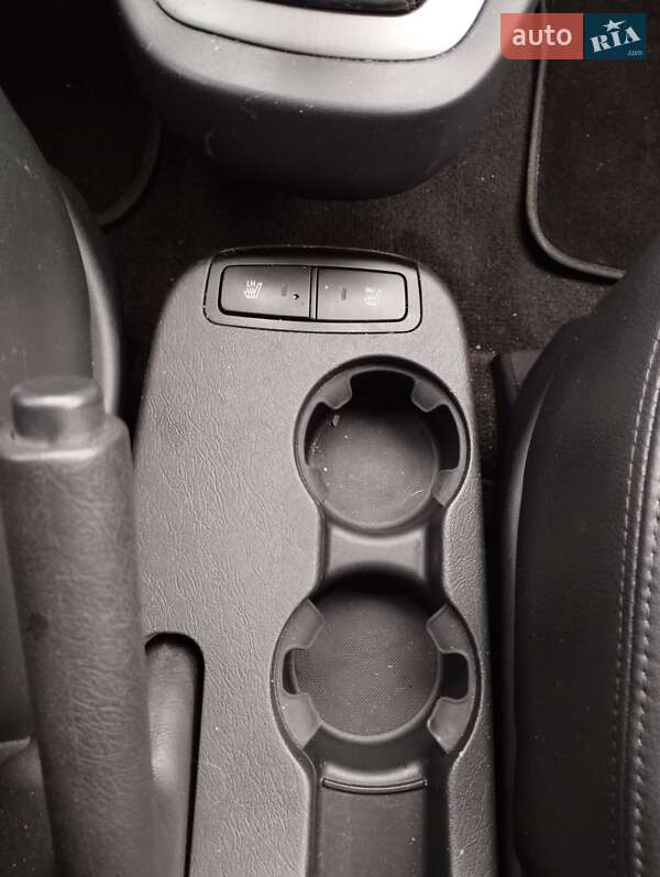 Позашляховик / Кросовер Hyundai Tucson 2008 в Черкасах