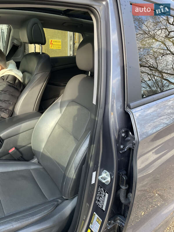 Позашляховик / Кросовер Hyundai Tucson 2016 в Ізмаїлі фото 8 Позашляховик / Кросовер Hyundai Tucson 2016 в Ізмаїлі