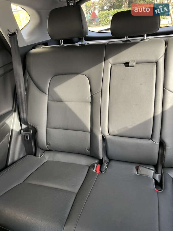 Позашляховик / Кросовер Hyundai Tucson 2016 в Ізмаїлі фото 18 Позашляховик / Кросовер Hyundai Tucson 2016 в Ізмаїлі