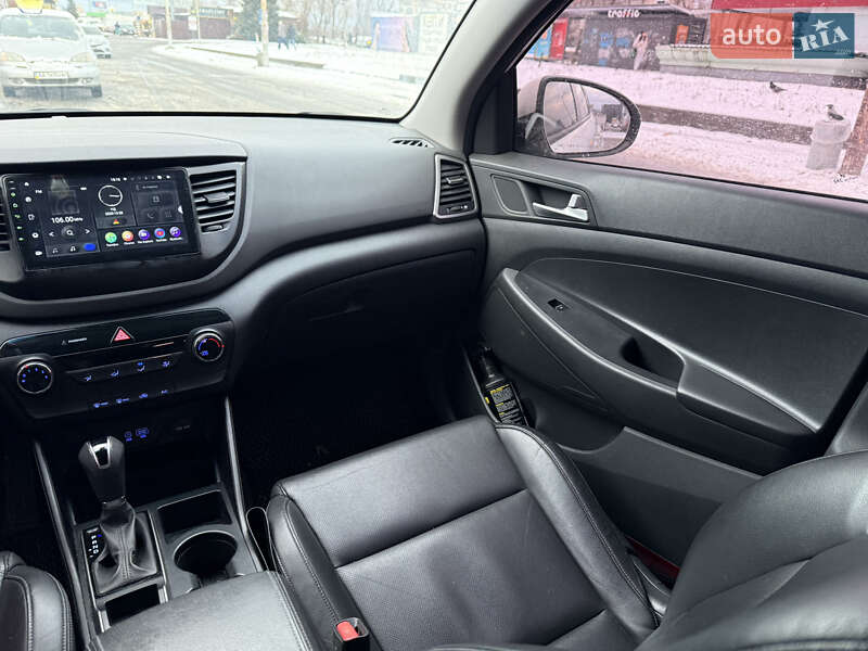 Позашляховик / Кросовер Hyundai Tucson 2015 в Києві фото 26 Позашляховик / Кросовер Hyundai Tucson 2015 в Києві