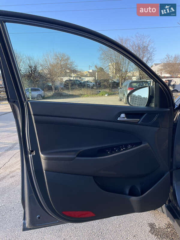 Позашляховик / Кросовер Hyundai Tucson 2016 в Ізмаїлі фото 45 Позашляховик / Кросовер Hyundai Tucson 2016 в Ізмаїлі