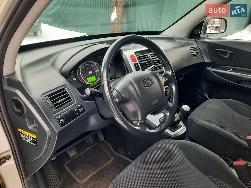 Позашляховик / Кросовер Hyundai Tucson 2006 в Полтаві