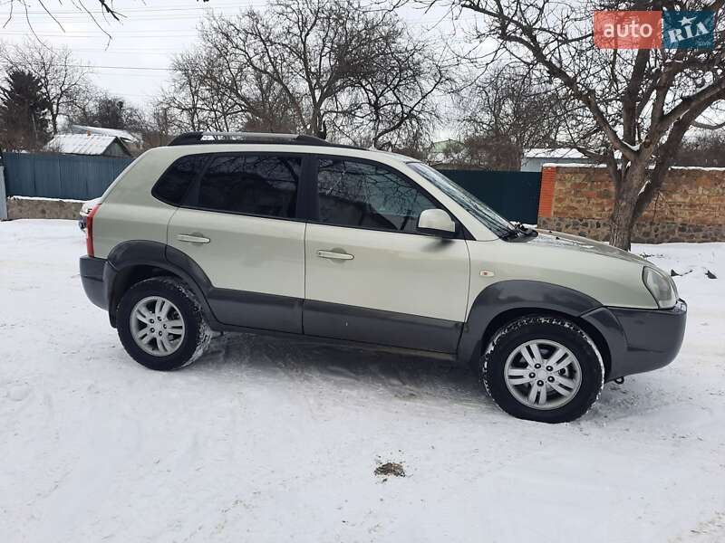 Позашляховик / Кросовер Hyundai Tucson 2006 в Полтаві