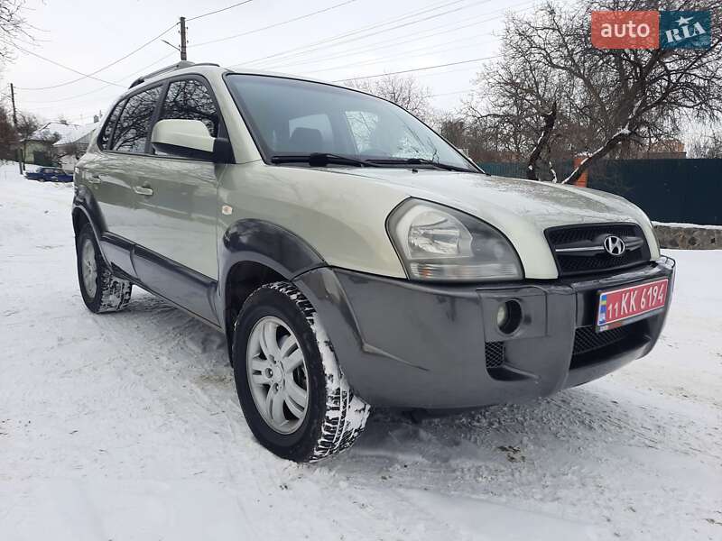 Позашляховик / Кросовер Hyundai Tucson 2006 в Полтаві