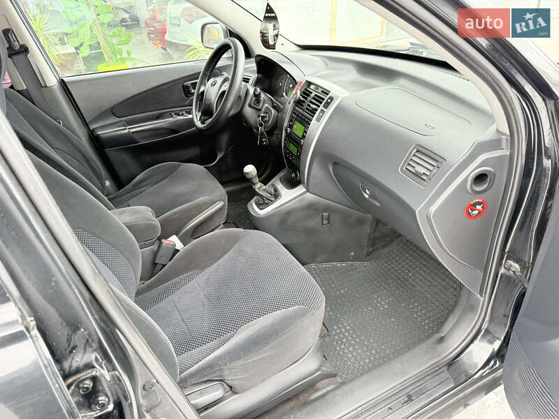 Внедорожник / Кроссовер Hyundai Tucson 2009 в Харькове