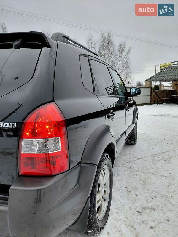 Внедорожник / Кроссовер Hyundai Tucson 2006 в Владимирце