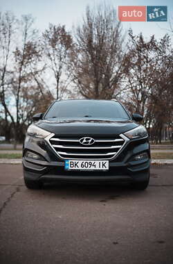 Внедорожник / Кроссовер Hyundai Tucson 2016 в Николаеве
