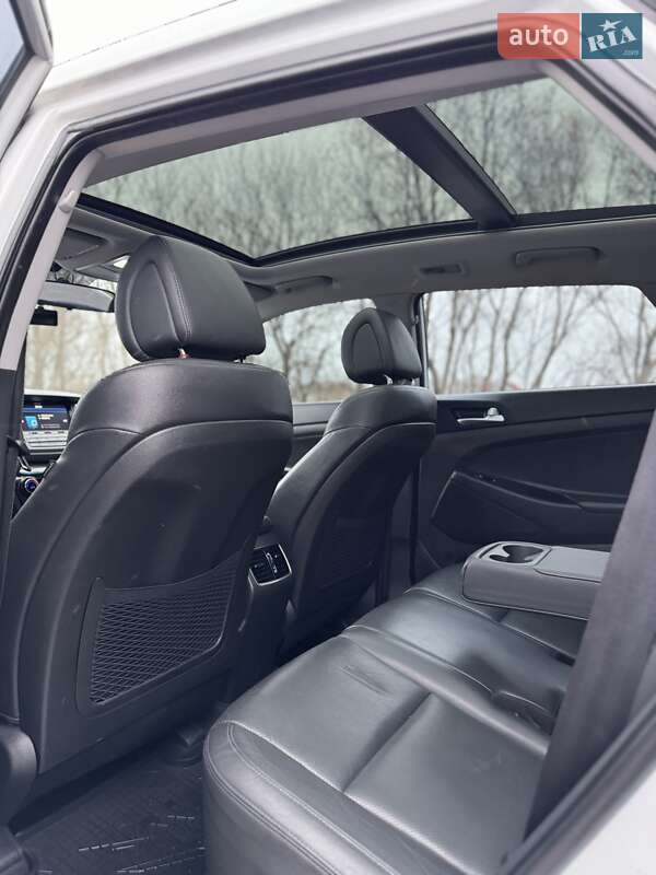 Позашляховик / Кросовер Hyundai Tucson 2017 в Києві фото 22 Позашляховик / Кросовер Hyundai Tucson 2017 в Києві