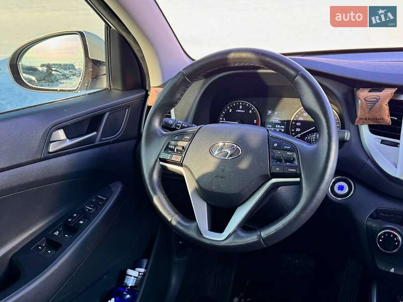 Внедорожник / Кроссовер Hyundai Tucson 2018 в Киеве фото 23 Внедорожник / Кроссовер Hyundai Tucson 2018 в Киеве