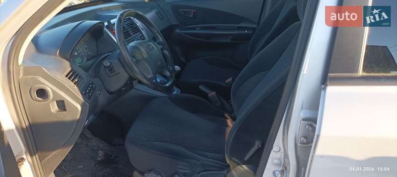 Позашляховик / Кросовер Hyundai Tucson 2007 в Вараші
