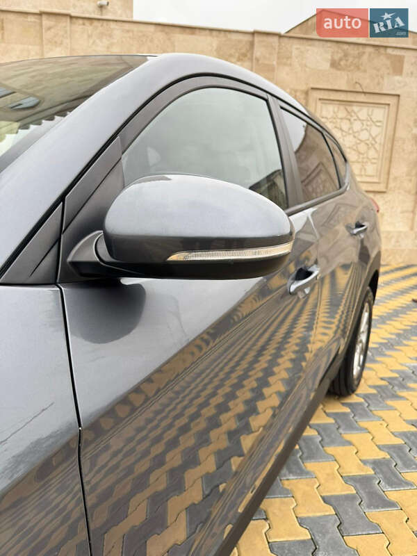 Внедорожник / Кроссовер Hyundai Tucson 2016 в Одессе