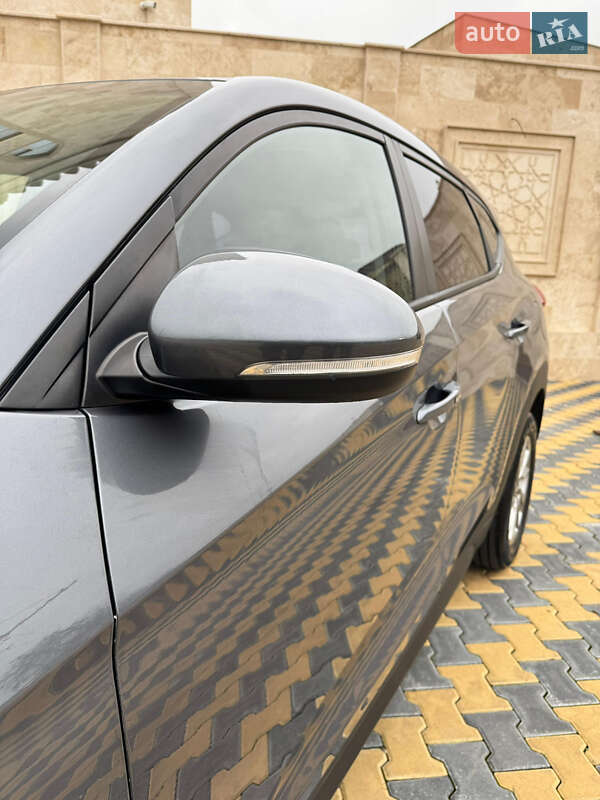 Внедорожник / Кроссовер Hyundai Tucson 2016 в Одессе