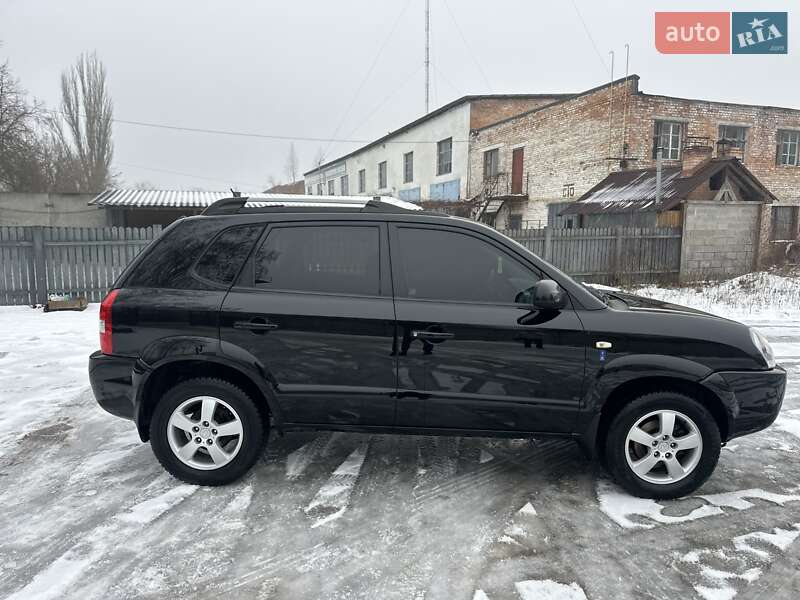 Внедорожник / Кроссовер Hyundai Tucson 2007 в Гнивани