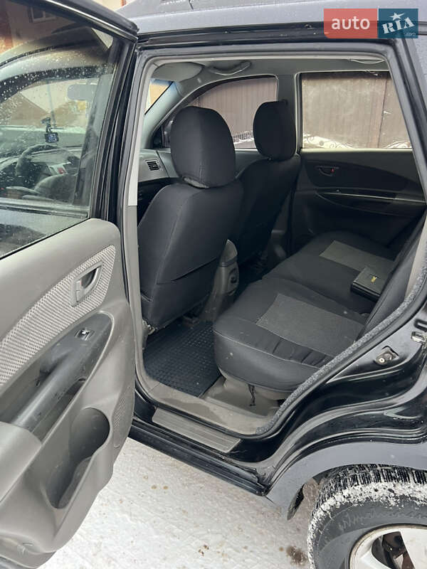 Позашляховик / Кросовер Hyundai Tucson 2005 в Івано-Франківську фото 11 Позашляховик / Кросовер Hyundai Tucson 2005 в Івано-Франківську