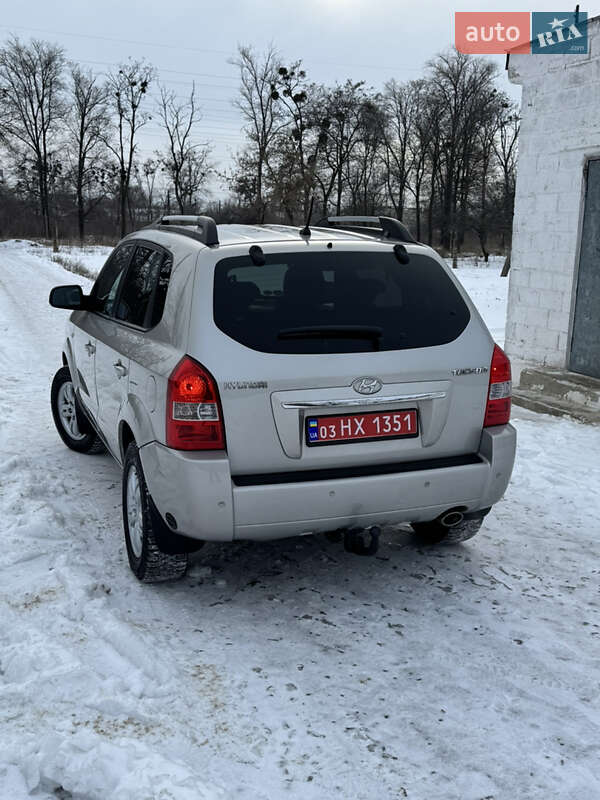 Позашляховик / Кросовер Hyundai Tucson 2009 в Слобожанському фото 10 Позашляховик / Кросовер Hyundai Tucson 2009 в Слобожанському