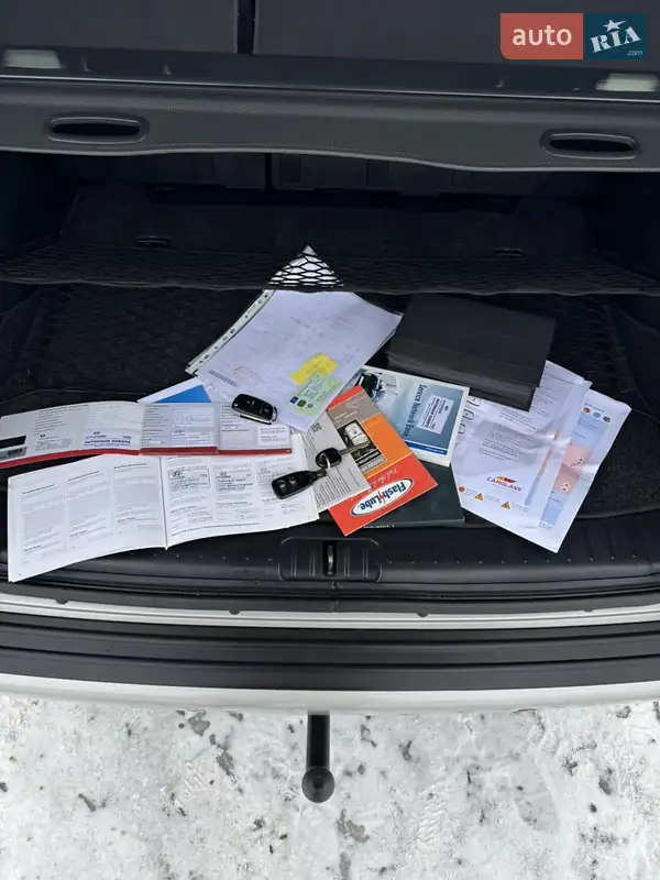 Позашляховик / Кросовер Hyundai Tucson 2009 в Слобожанському документ 3 фото Позашляховик / Кросовер Hyundai Tucson 2009 в Слобожанському документ